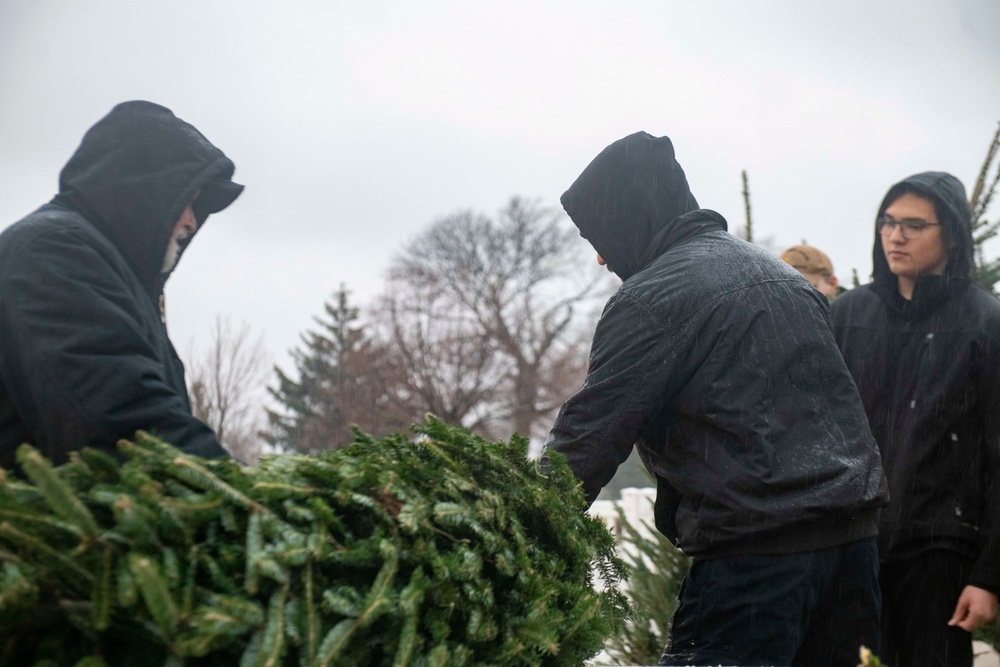 MWR Holiday Extravaganza