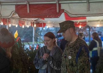 MWR Holiday Extravaganza