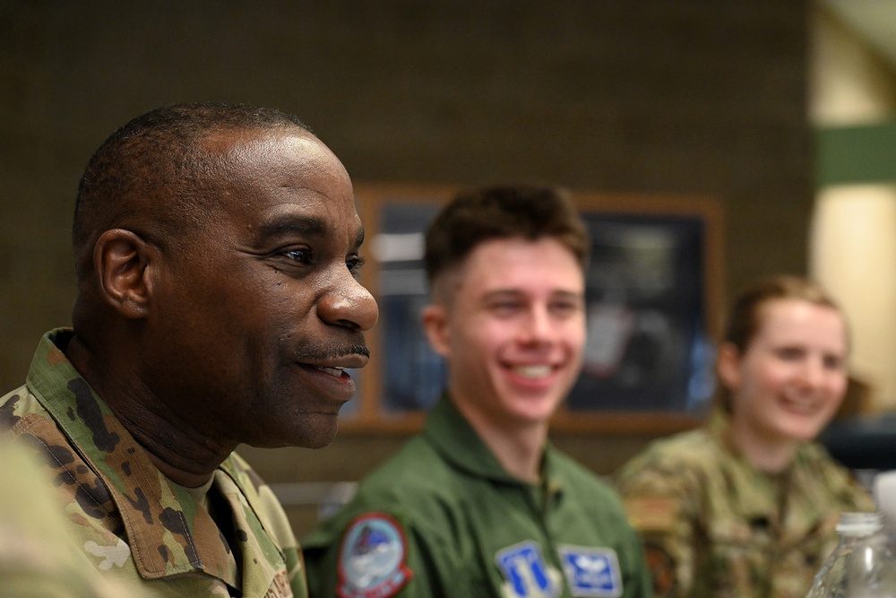 ANG CCM Visits 105th Airlift Wing