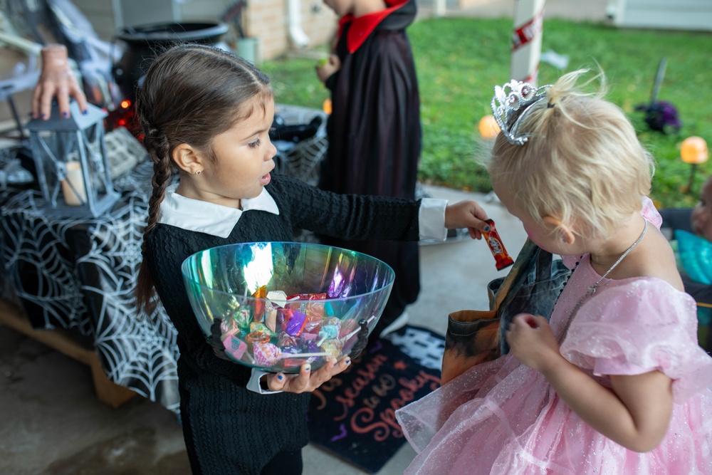 Fort Cavazos residents celebrate Halloween together