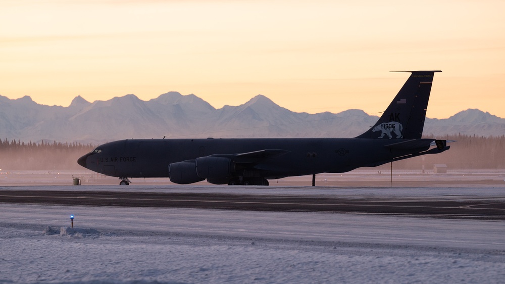 168th Refueling Wing performs Polar Bear Charge on Eielson Air Force Base