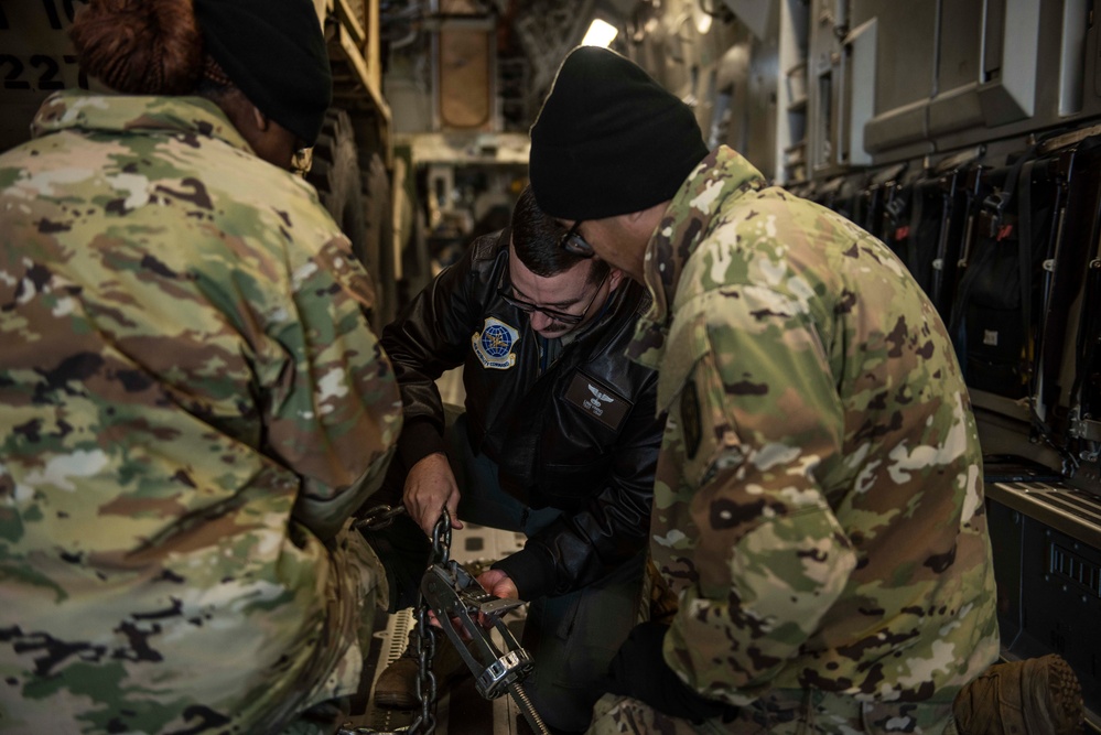 JBLM Airmen, Soldiers conduct Operation Wardog Express