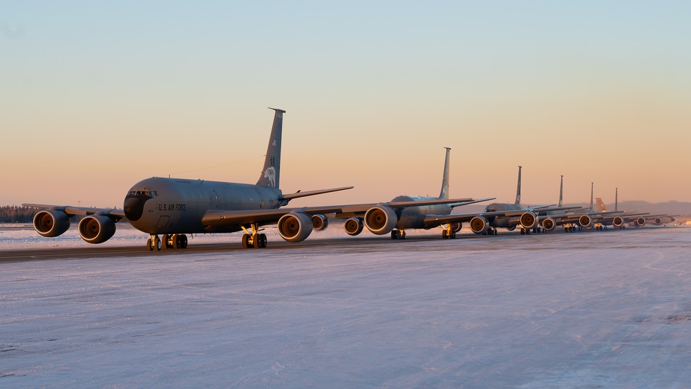 168th Refueling Wing performs Polar Bear Charge on Eielson Air Force Base