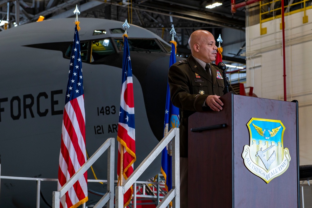 Tuskegee Airman visits the 121st ARW after 74 years