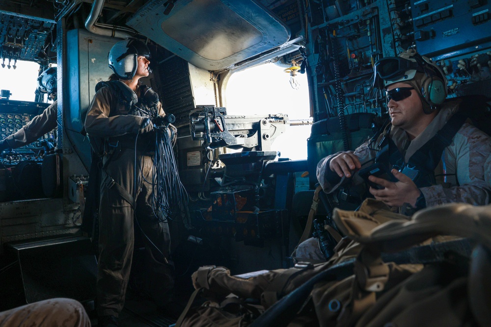 BLT 1/5 Conducts Ship-to-shore Airfield Seizure Mission