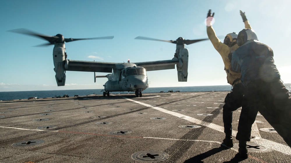 Marines, Sailors Conduct Flight Operations Aboard USS Harpers Ferry