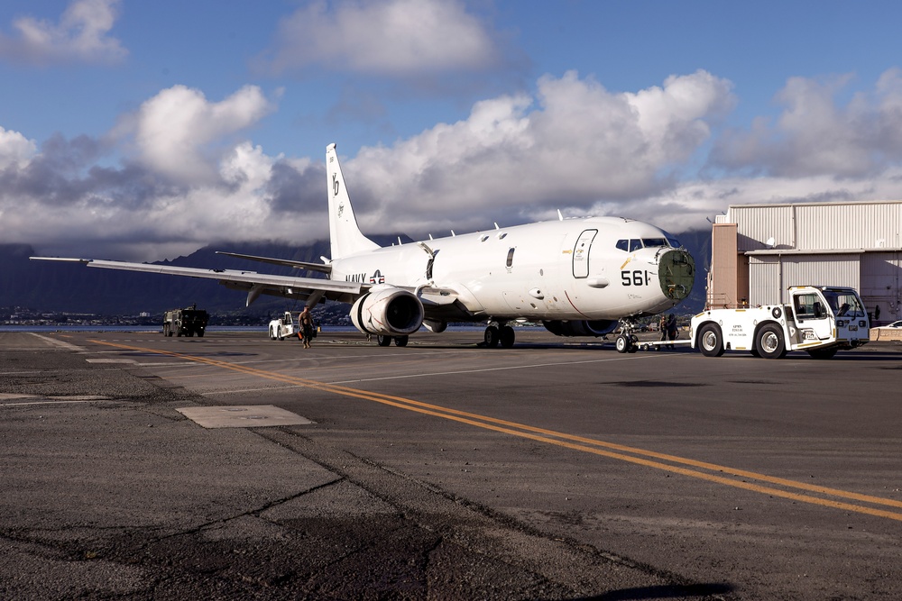 Sailors Tow P-8A Poseidon to Wash Area after Extraction from Kaneohe Bay