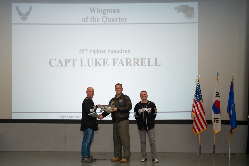 Wolf Pack celebrates 3rd quarter award winners