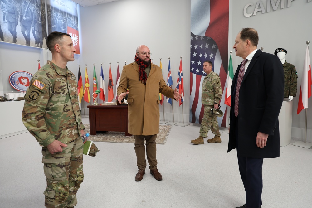The Ambassador of the United States to Poland visits Camp Kosciuszko