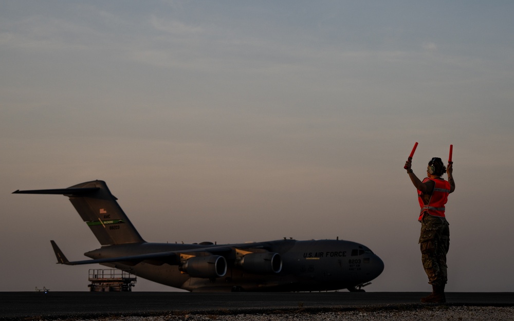 Flying operations continue in the Middle East