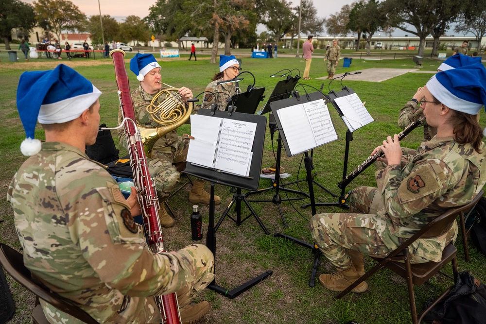 JBSA-Fort Sam Houston 2023 Holiday Tree lighting