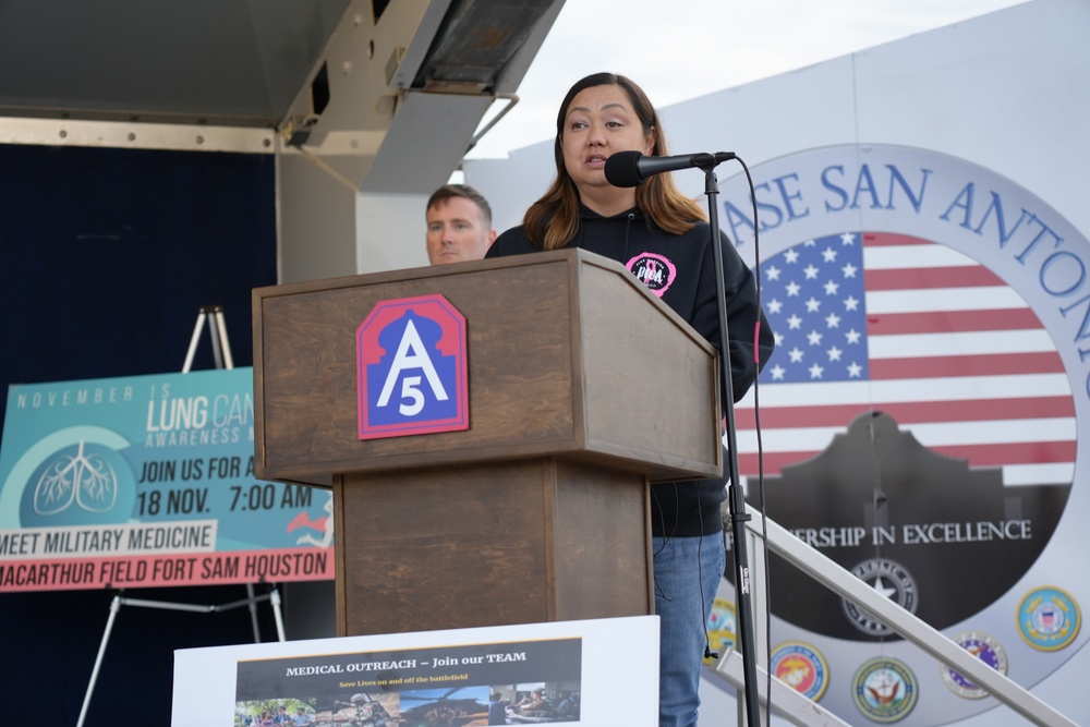 Local Navy Commands Participate in Meet Army Medicine Event in Support of Lung Cancer Awareness Month