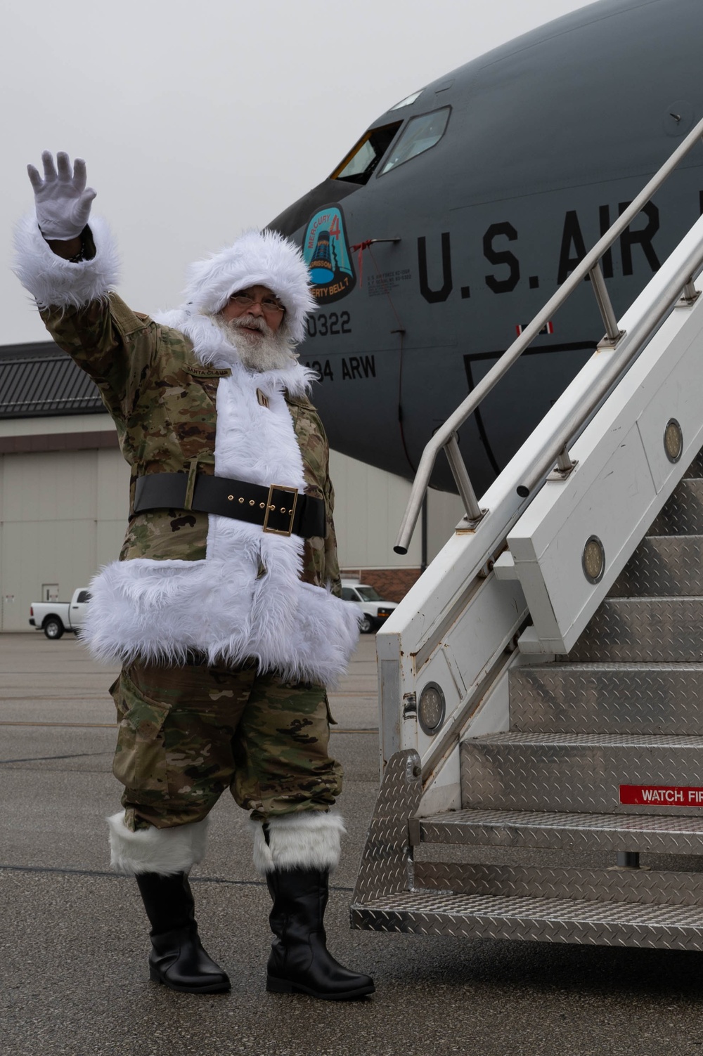 Grissom fuels holiday cheer