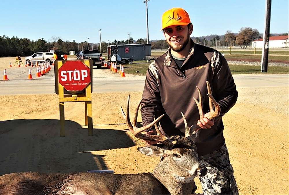 Fort McCoy’s 2023 gun-deer season harvest exceeds 420 deer