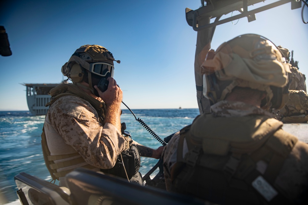 Recon Marines Seize Target Vessel During VBSS Training