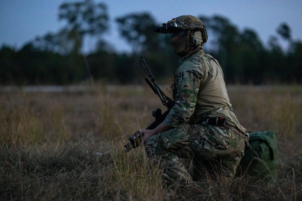 21st STS and 123rd STS conduct LZ Survey operations during Raven 24-3