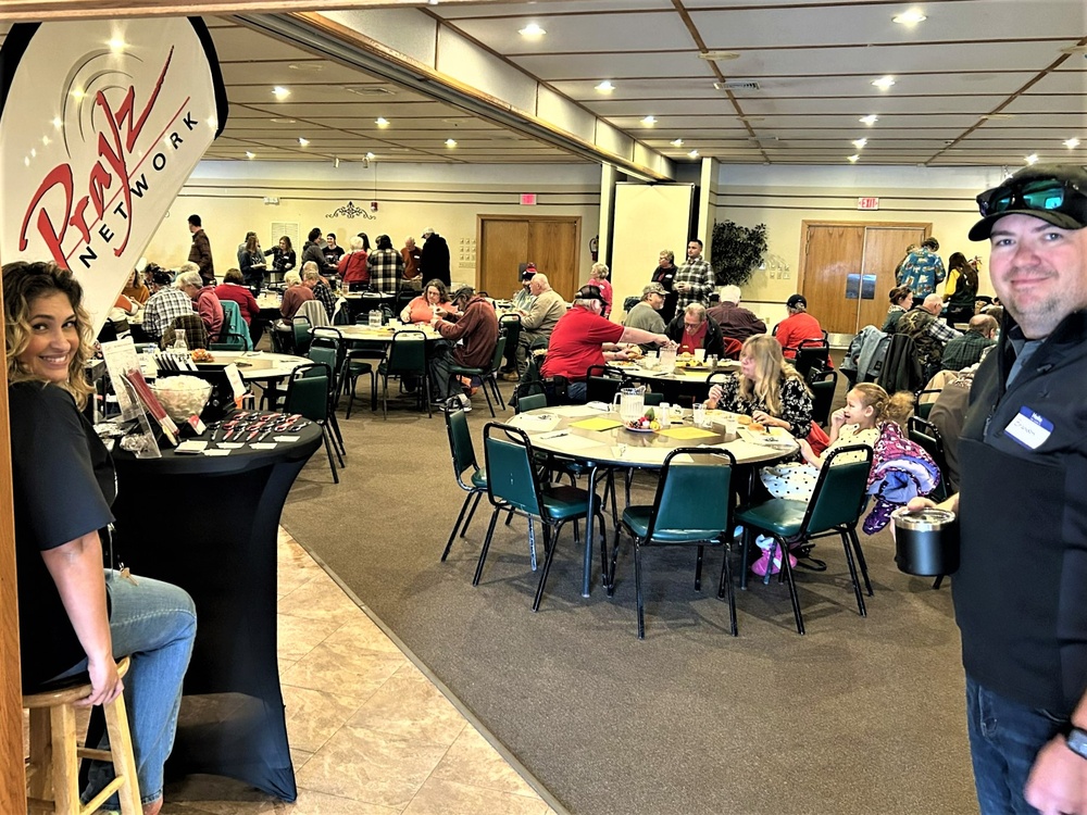 Fort McCoy personnel support Thanksgiving meal in local community