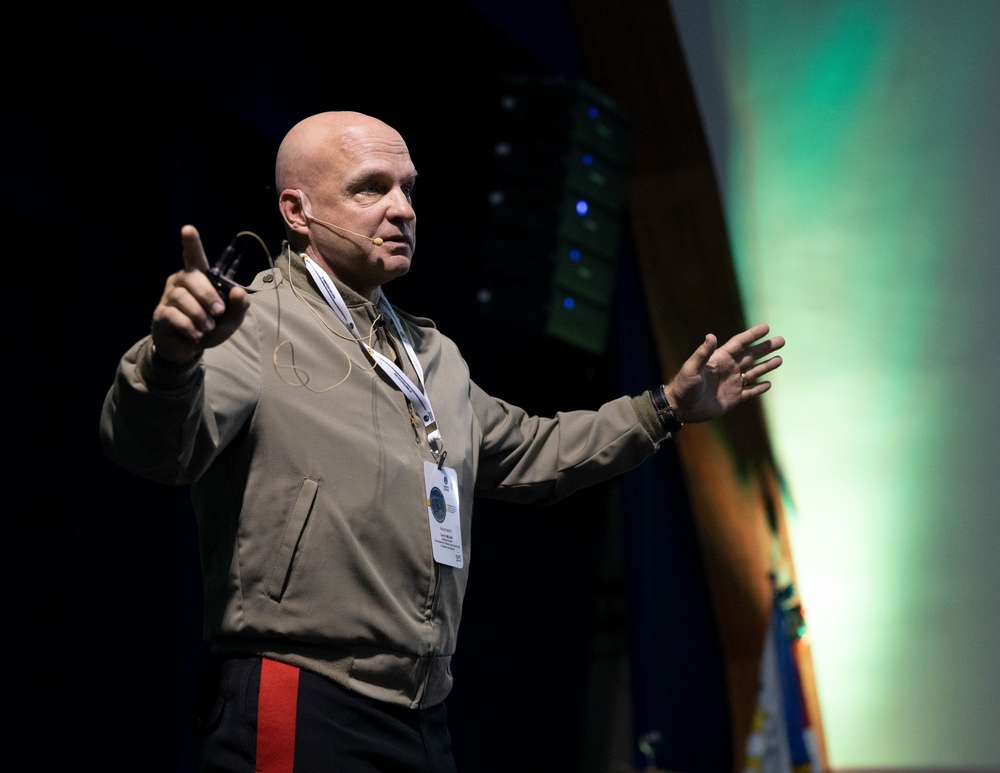 U.S. Marine Corps Lt. Gen. David Bellon delivers keynote address at Brazil’s Octennial Amphibious Forces Symposium