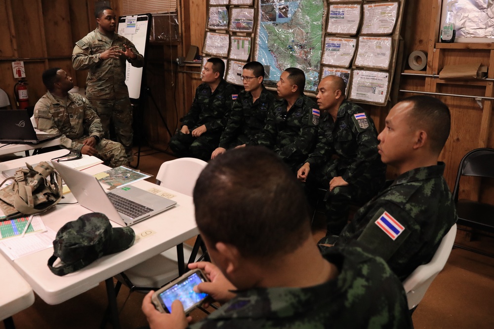 5th SFAB and RTA Conduct WIN-T training