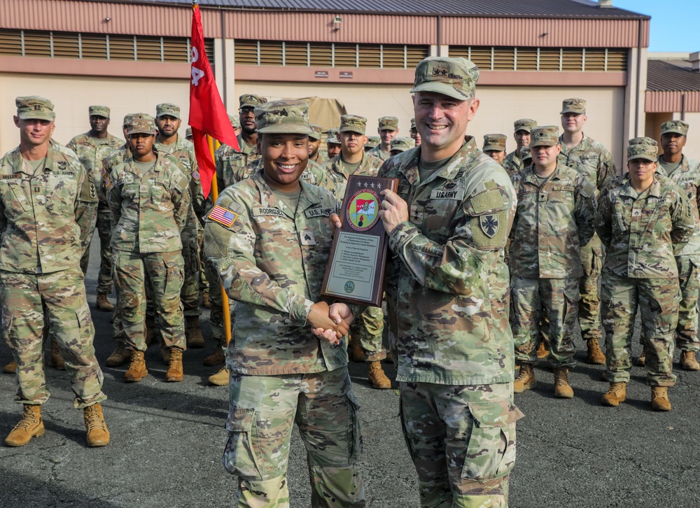 84th Engineer Battalion, 130th Engineer Brigade is awarded with a Chief of Staff Army Award for Maintenance Excellence placard.