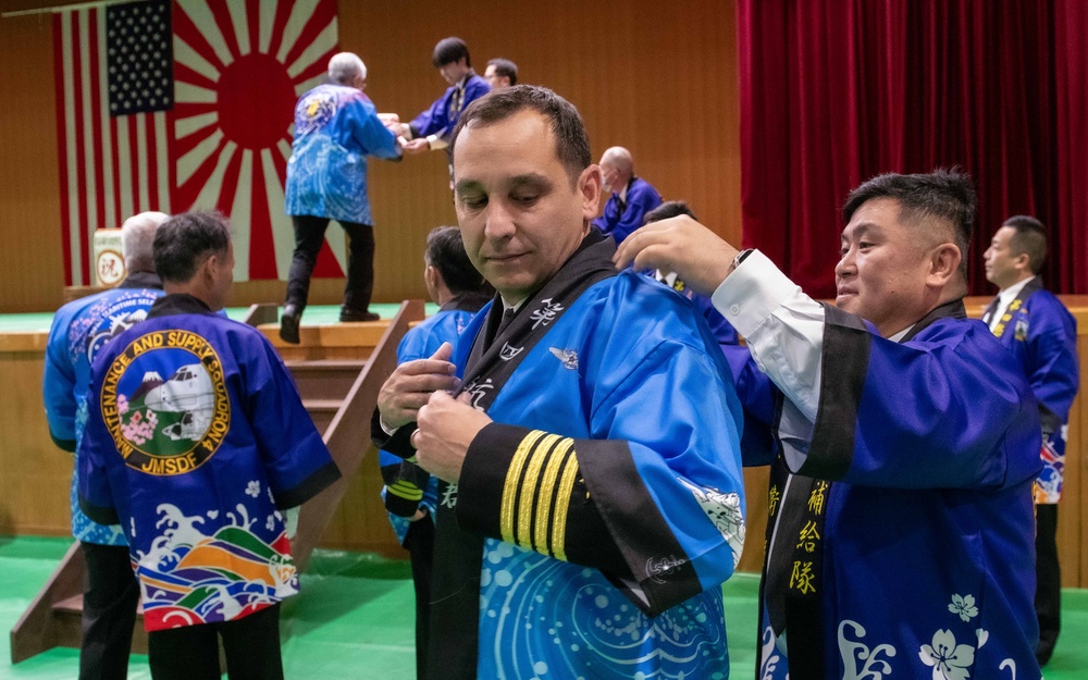 NAF Atsugi Mochi-Pounding Event