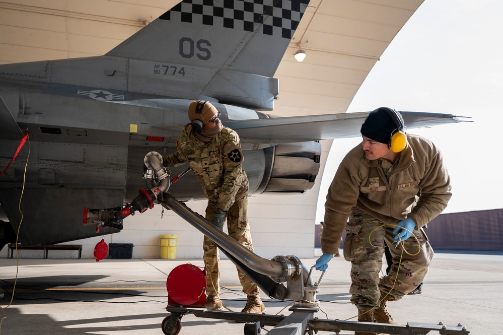 51st LRS and 2ID conduct first-ever joint hot-pit refueling