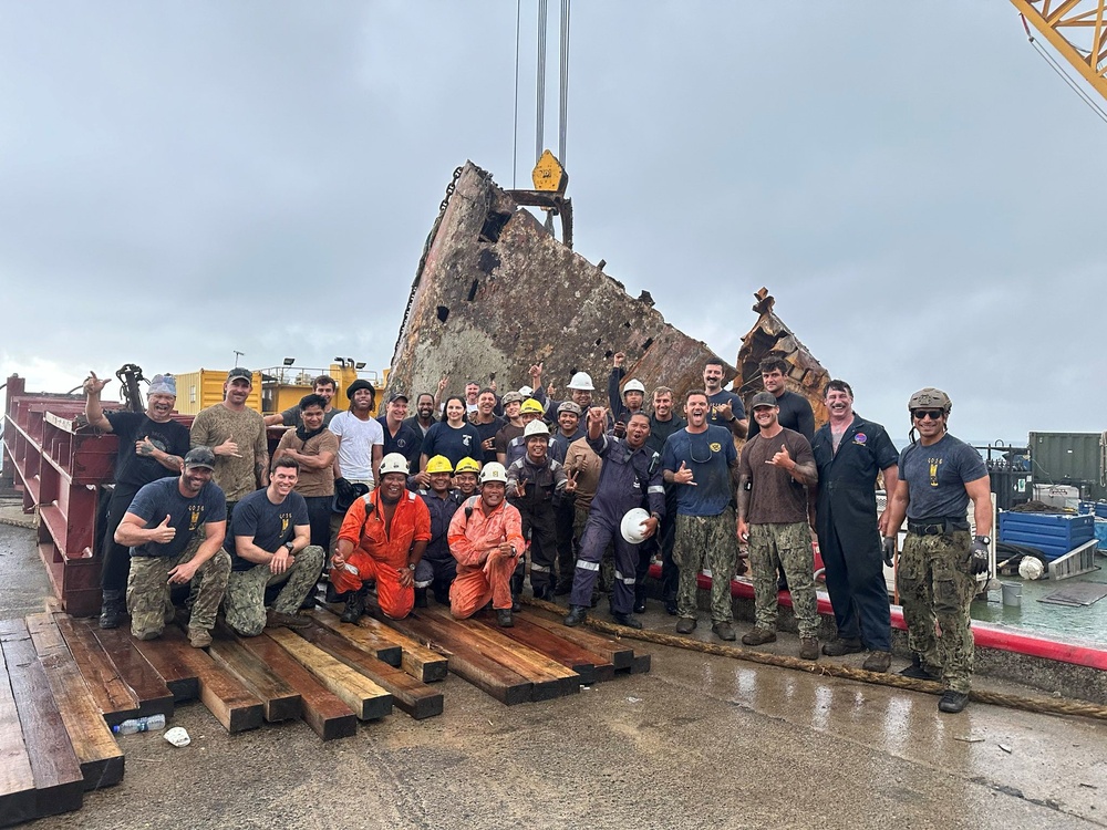 U.S. Navy Divers Complete Wreck Removal Operation in Micronesia During Pacific Partnership 2024