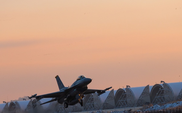 Alternate surface, same Wolf Pack mission