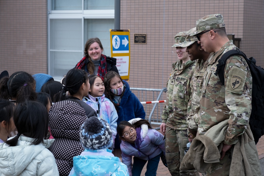 Service members from US, Japan, and Australia greet international students in Hokkaido