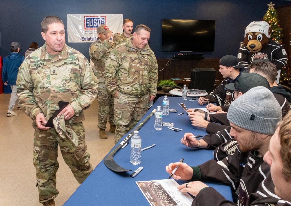 Hershey Bears visit Pennsylvania National Guard members
