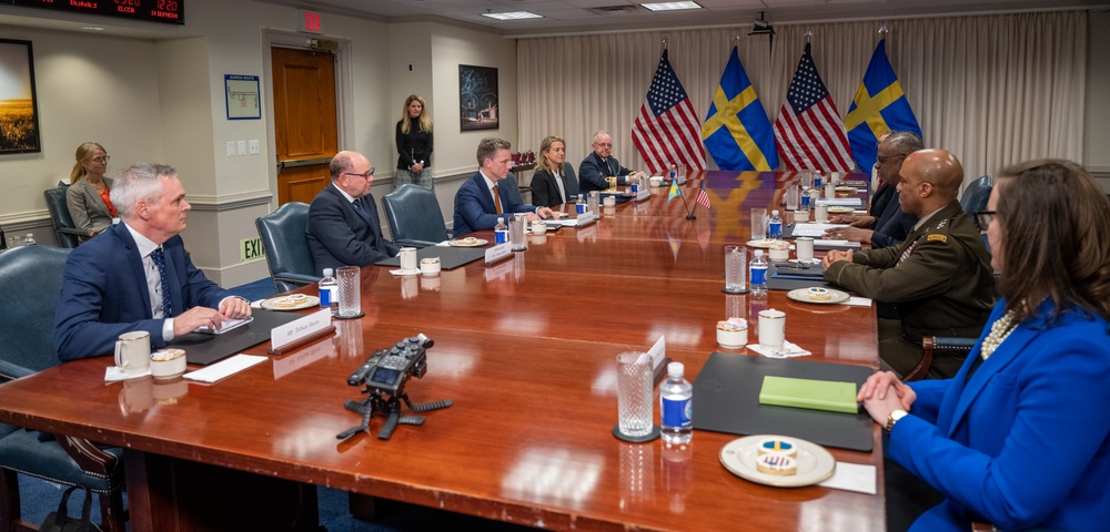 Secretary Austin hosts Swedish Defense Minister Pål Jonson