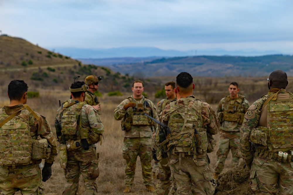 2nd Cavalry Regiment Conducts Squad Live-Fire Training