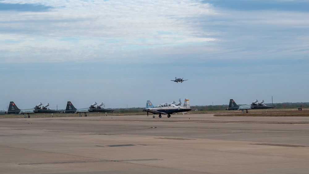 Morning T-38 Flights at Laughlin