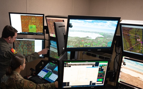 The Future of the Air Force: Team Shaw hosts ERAU AFROTC cadets for base immersion