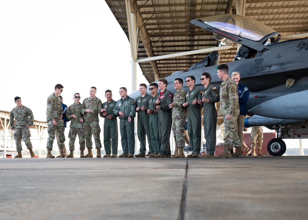 The Future of the Air Force: Team Shaw hosts ERAU AFROTC cadets for base immersion