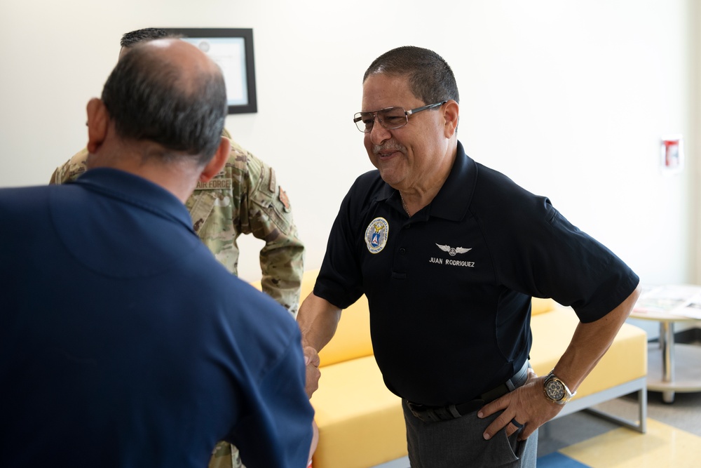 CAP National Vice Commander visits 156th Wing