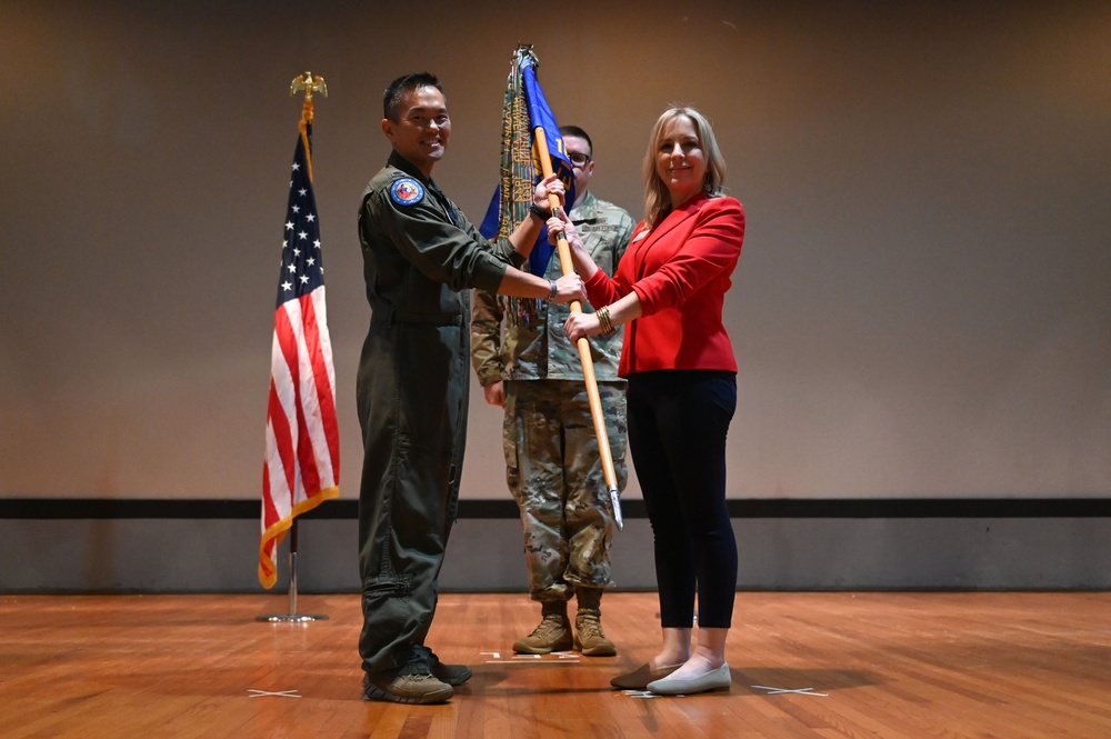 350th SWW welcomes Honorary Commanders