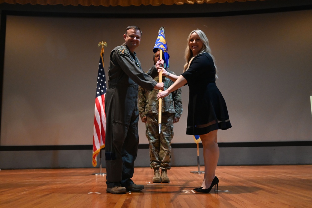 350th SWW welcomes Honorary Commanders