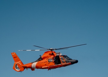 Air Station Barbers Point conducts North Shore help-ops