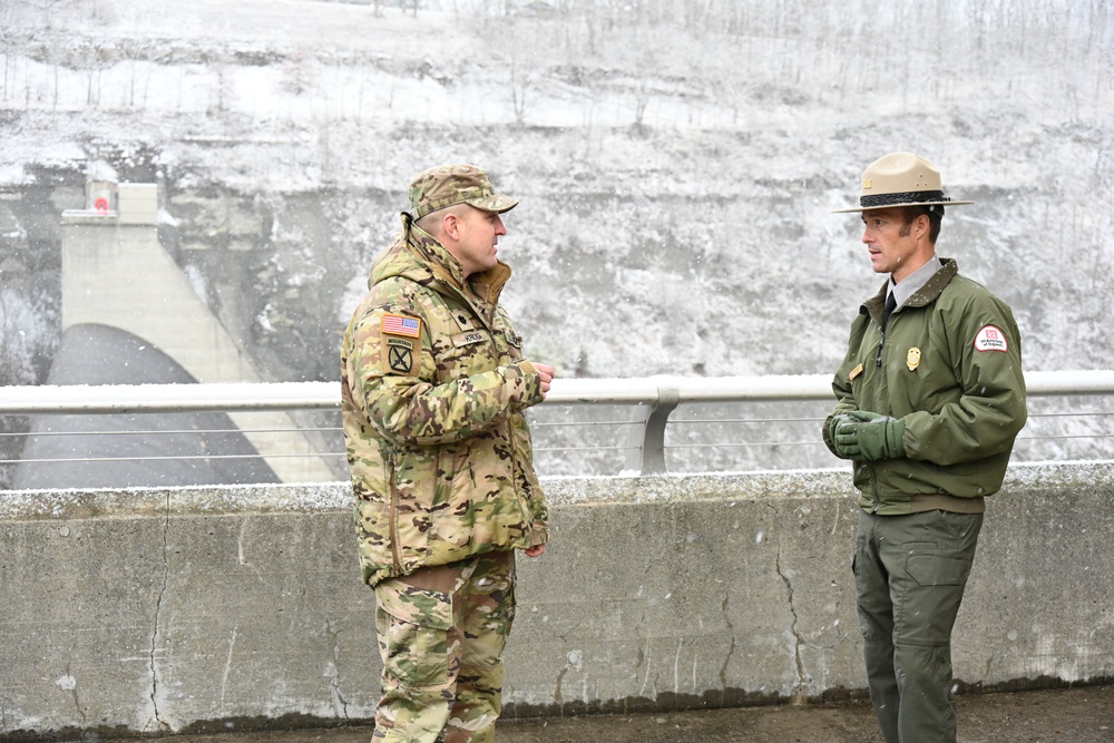 USACE Ranger Awarded for Lifesaving Rescue