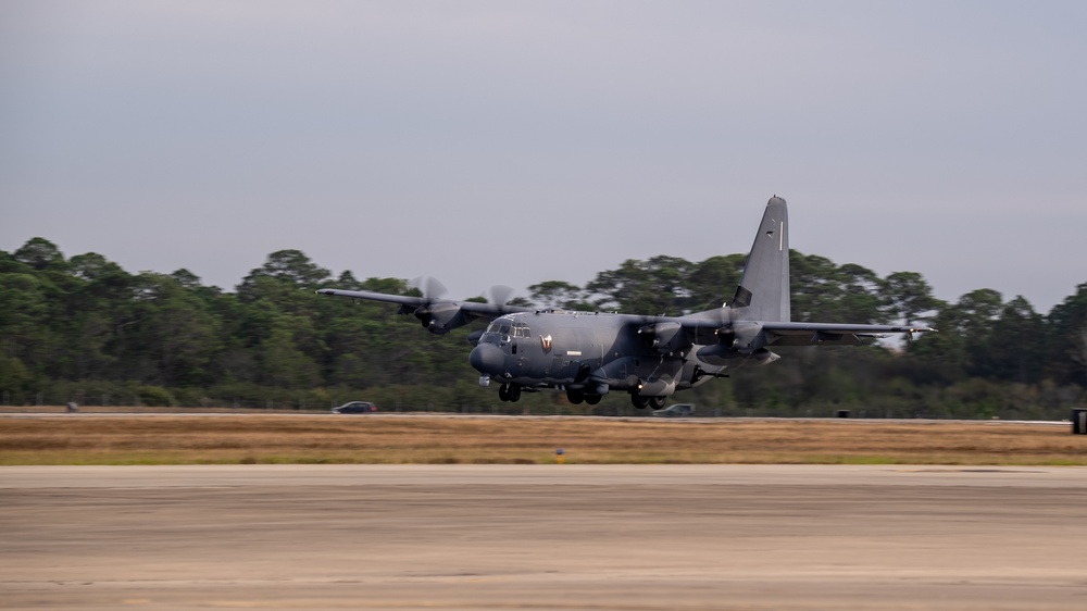 Crews on board AC-130J Ghostrider perform &quot;touch-and-go&quot; exercise