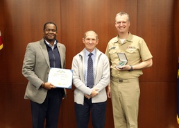 NSWCPD Honors Mechanical Engineer with Navy Civilian Service Commendation Medal During Fiscal Year 2023 Fourth Quarter Awards Ceremony