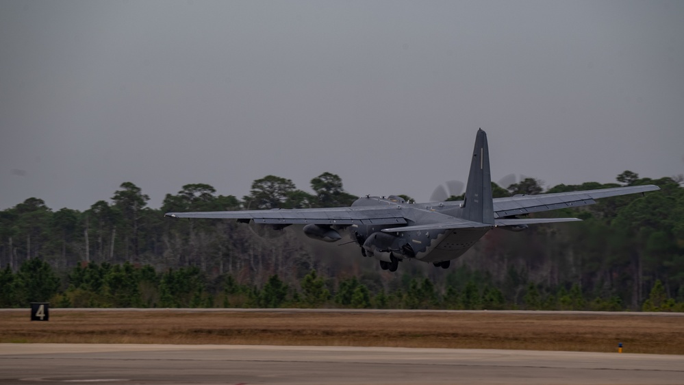 Crews on board AC-130J Ghostrider perform &quot;touch-and-go&quot; exercise