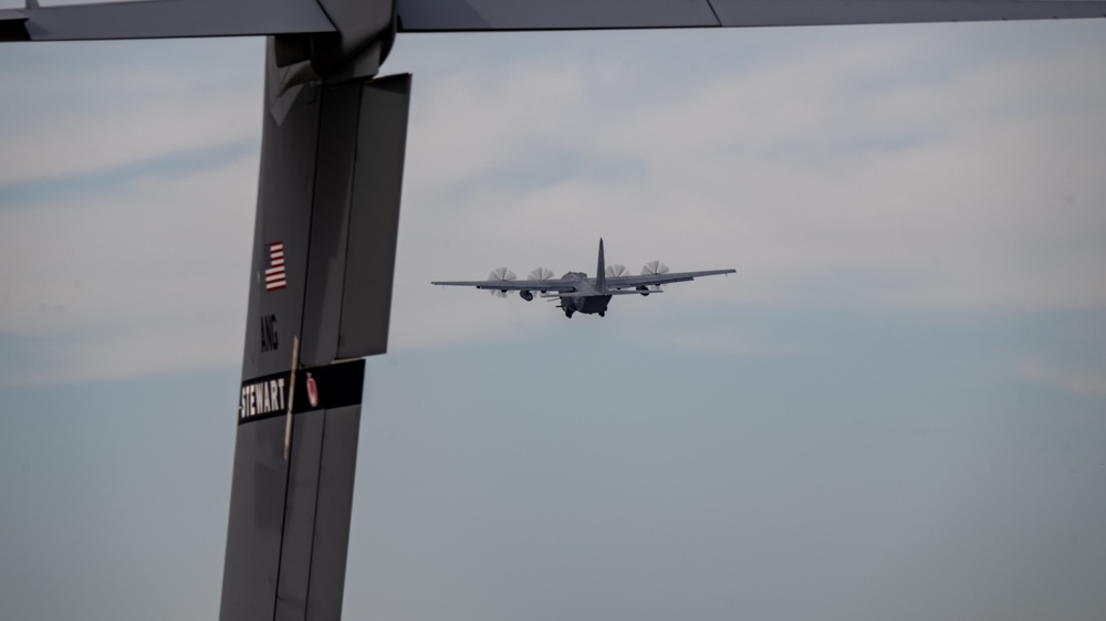 Crews on board AC-130J Ghostrider perform &quot;touch-and-go&quot; exercise