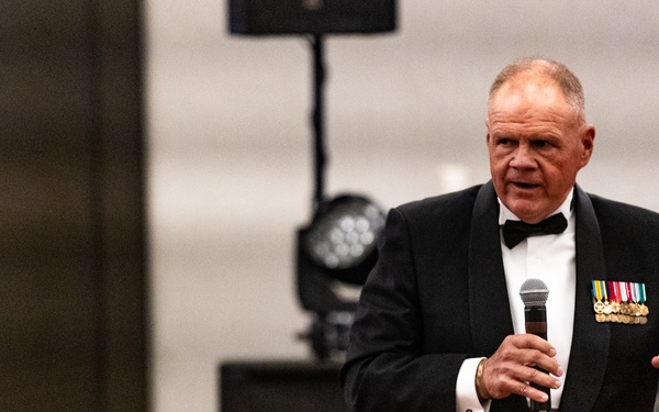 8th Marine Corps District Celebrates 248th Birthday Ball