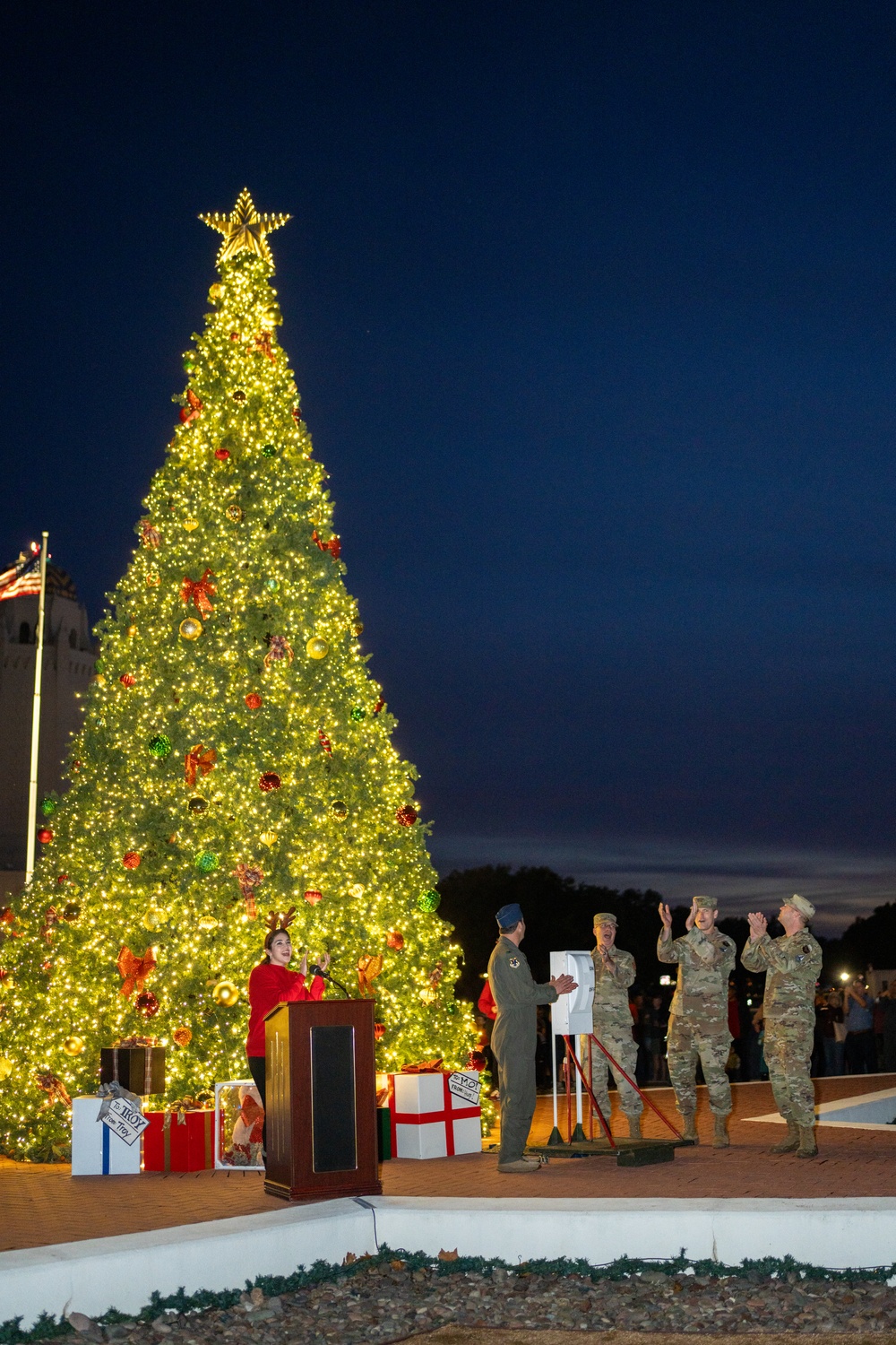 Holiday Tree Lighting JBSA-Randolph