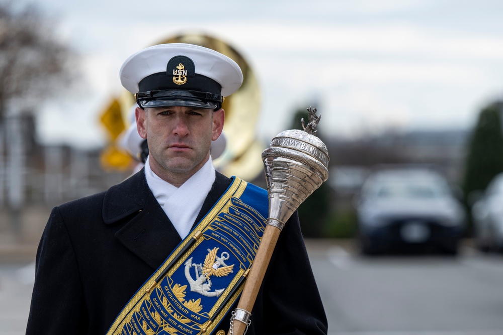 SD Hosts Ukrainian Minister of Defense for Bilateral Exchange