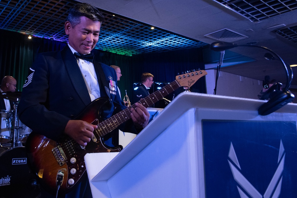 PACAF Band rings in the holidays with Sounds of the Season concert