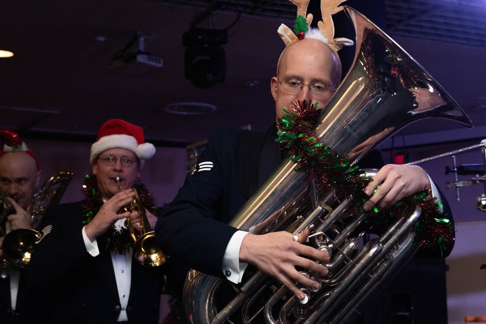 PACAF Band rings in the holidays with Sounds of the Season concert