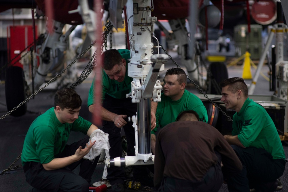 Sailors Conduct Maintenance Aboard USS Carl Vinson (CVN 70)